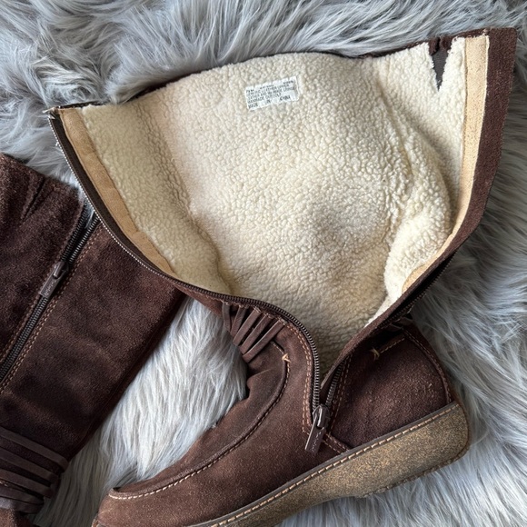 Timberland Brown Suede Leather Shearling Tall Boots - Picture 7 of 8